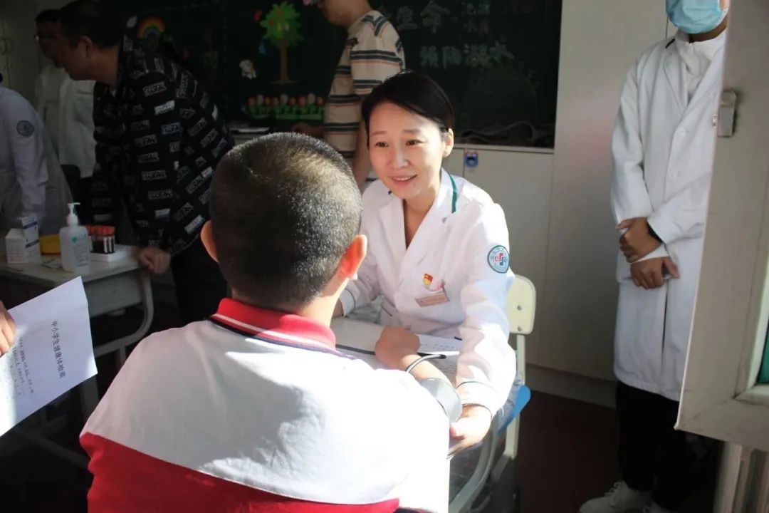 新时代文明实践丨舒兰市中医院开展&ldquo;爱心捐助 情暖校园&rdquo;志愿服务活动