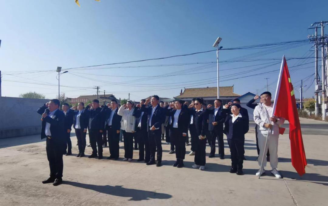 舒兰市小城镇开展&ldquo;传承红色基因 重温峥嵘岁月&rdquo;主题党日活动