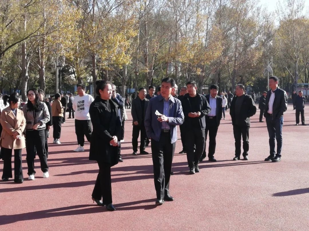 舒兰市人大常委会视察全市创建全国文明城市及省级园林城市创建工作