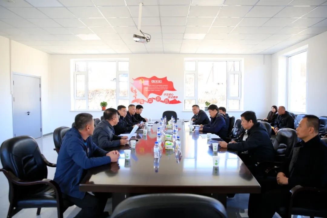 省政协副主席、省工商联主席李维斗一行到舒兰市上营镇二合村开展乡村振兴包保联系点调研工作