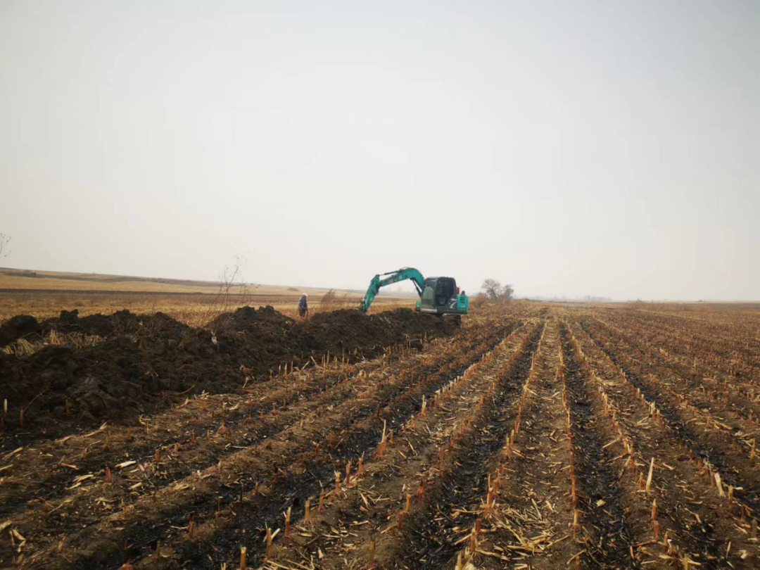 人居环境整治丨舒兰市天德乡扎实开展&ldquo;四沟四渠&rdquo;清理工作