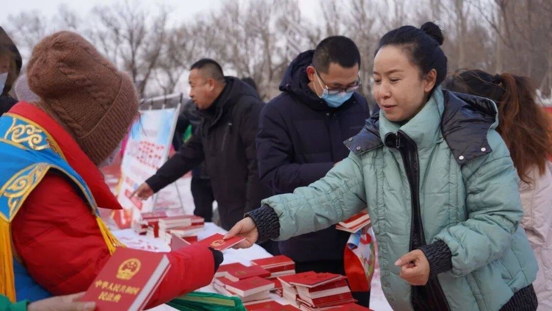 学法用法丨舒兰市开展&ldquo;大力弘扬宪法精神，建设社会主义法治文化&rdquo;宣传活动