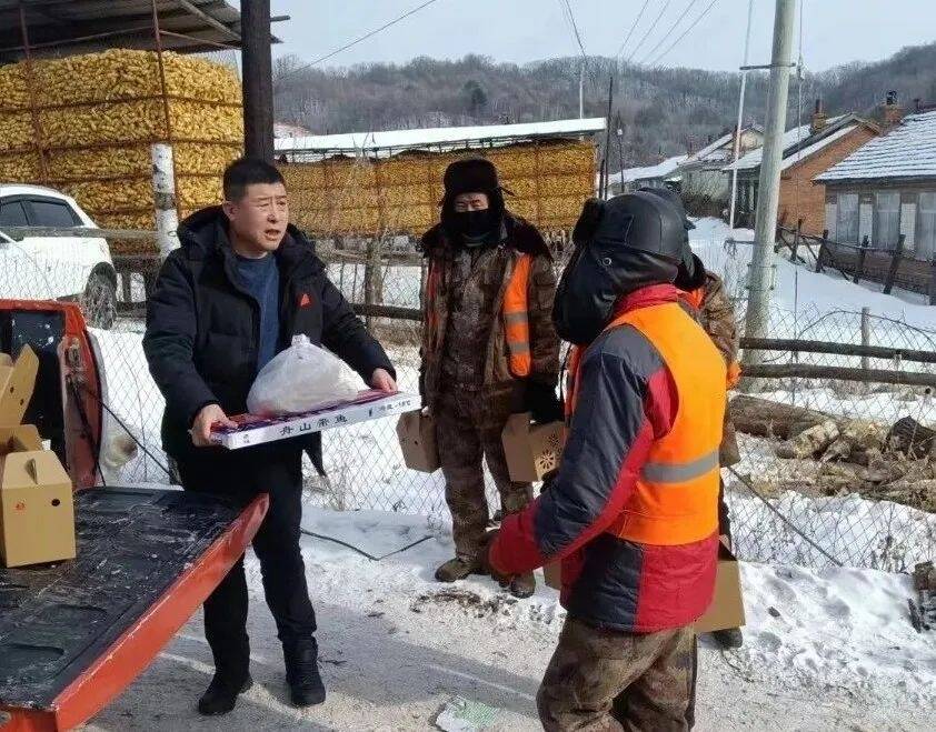 舒兰市大北林场慰问元旦期间坚守岗位的干部职工
