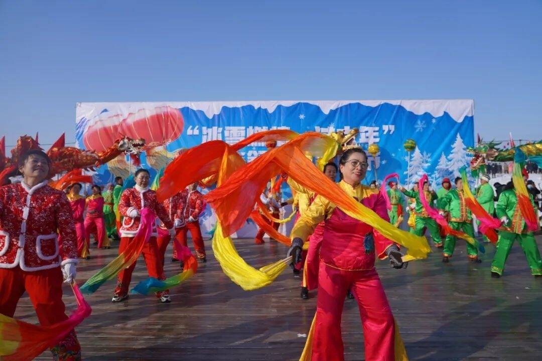 &ldquo;冰雪燃情&middot;过大年&rdquo;暨吉舒首届冰雪节盛大开幕