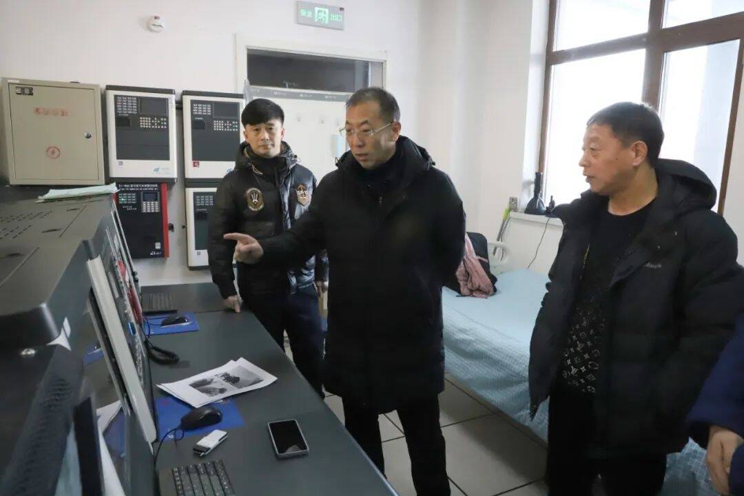 舒兰市市长陈雪松督导检查安全生产工作并开展节前走访慰问