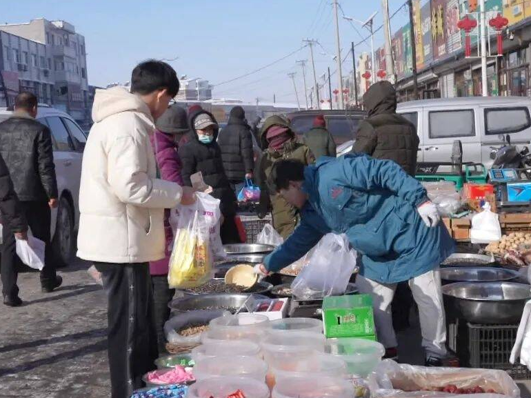 新春走基层丨舒兰市白旗镇年货大集年味儿浓