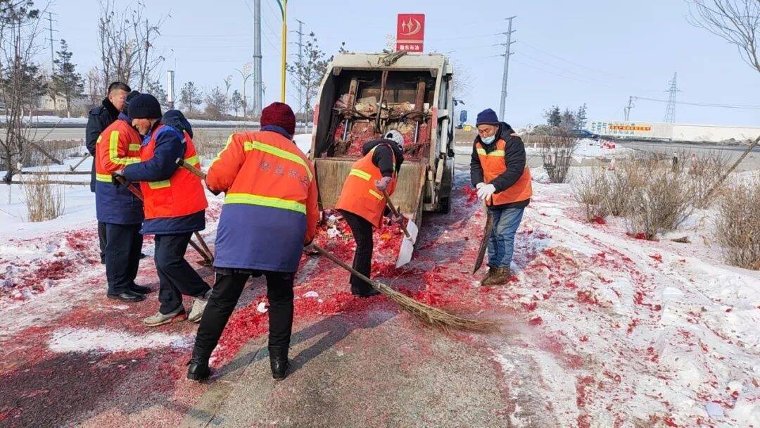 新春走基层｜环卫工人坚守岗位 用心守护城市洁净