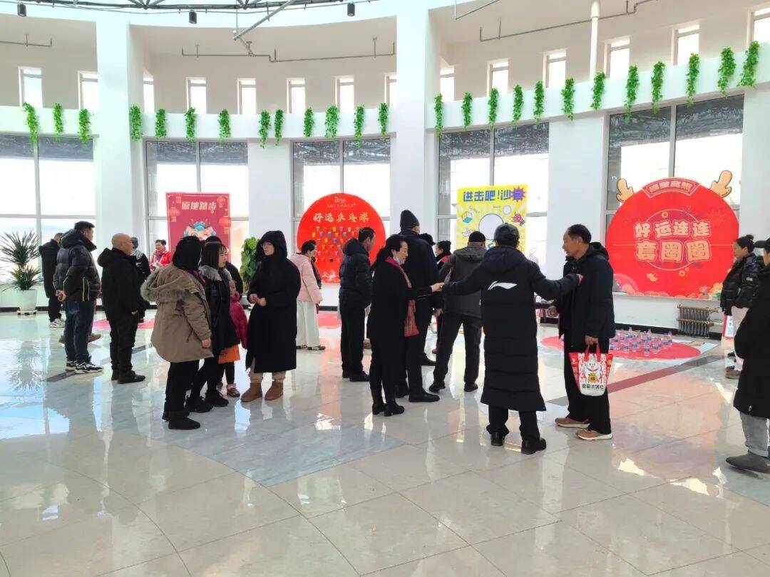 舒兰市&ldquo;龙行龘龘&middot;全新舒兰&rdquo;元宵节游园会热闹纷呈