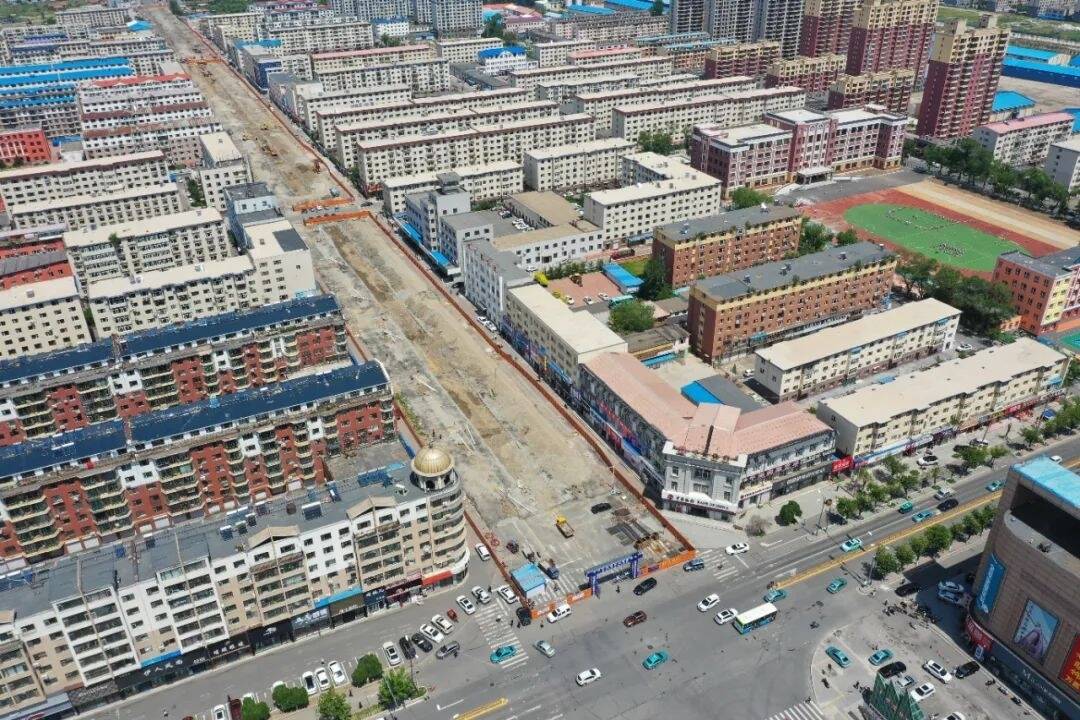 项目建设进行时丨舒兰大街（人民大路至舒兴路段）道路工程施工正酣