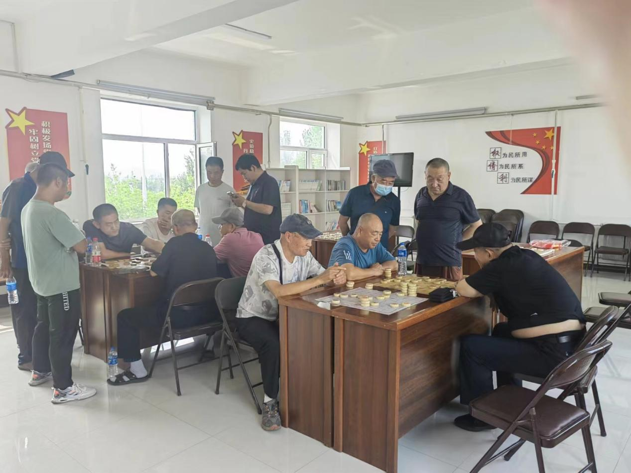 舒兰市北城街道旭阳社区开展象棋比赛