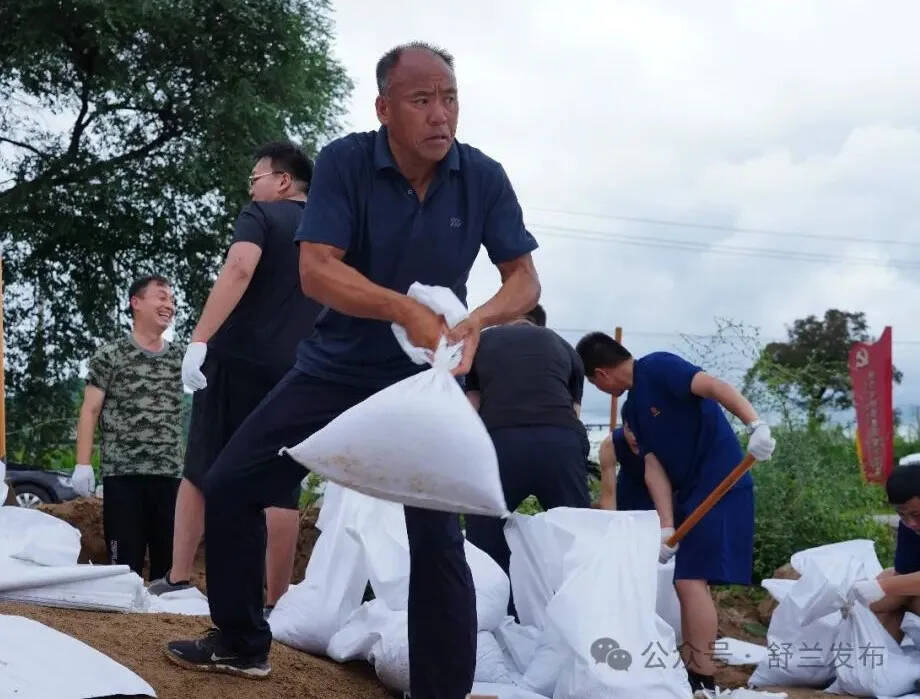 身先士卒守“平安”——舒兰市上营镇平安村党支部书记刘春阳防汛工作纪实