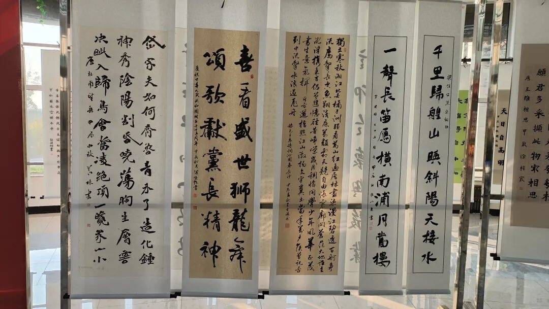 舒兰市举办书法美术剪纸作品展