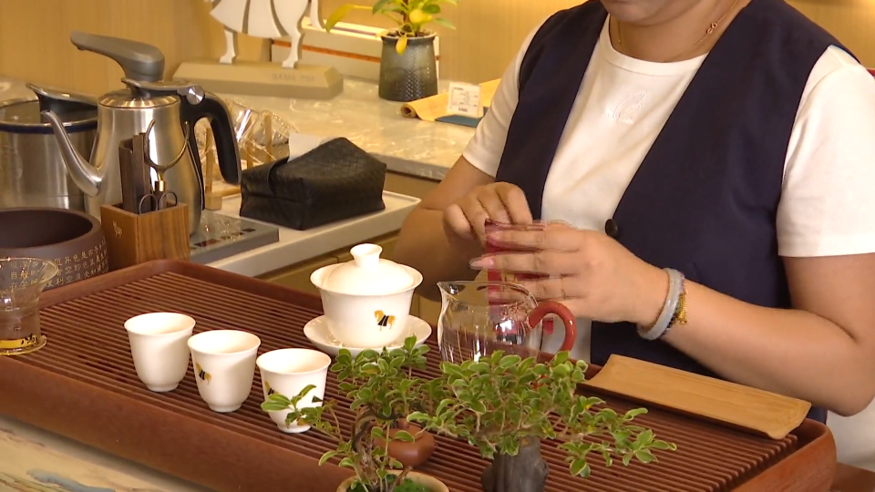 新舒兰·返乡创业青年先锋 | 刘婧：一盏茶香慰乡愁