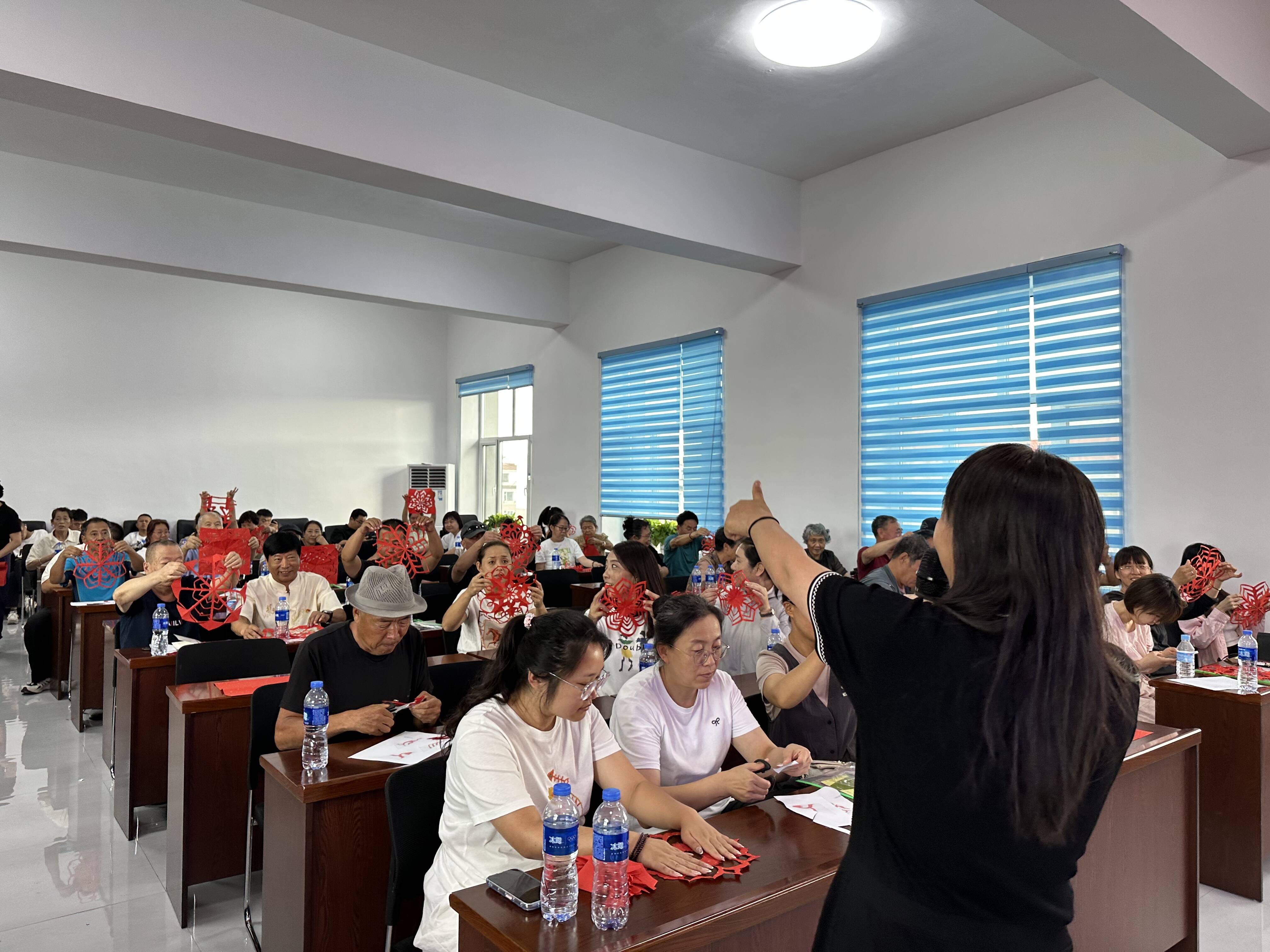 舒兰市北城街道为无职党员“充电赋能”