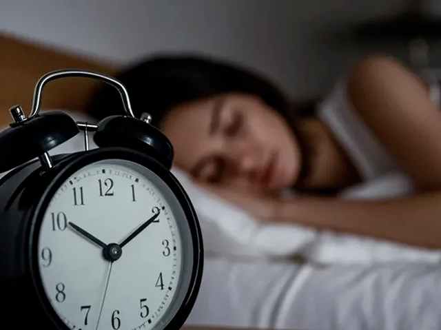 坚持早睡对身体有什么好处？做到的人都受益了！看完放下手机早点睡&rarr;