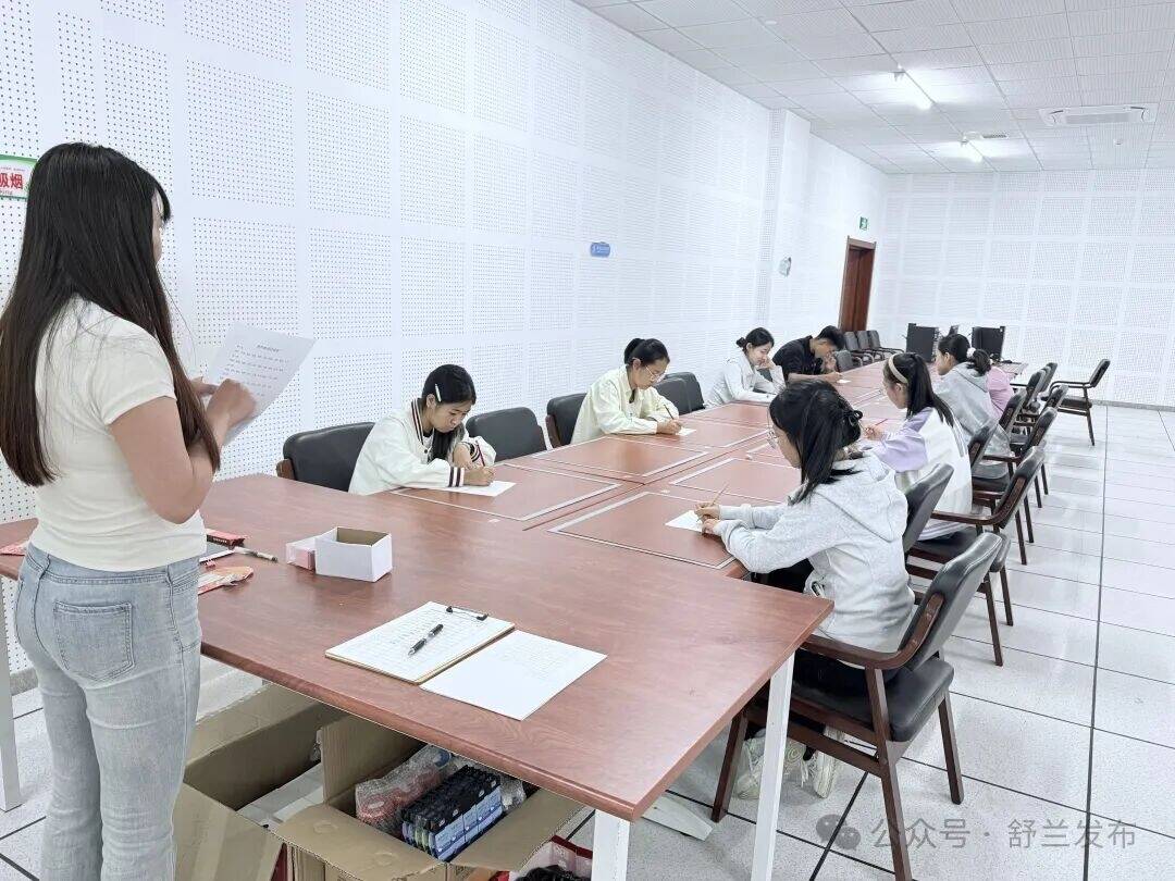 舒兰：月满中秋 家国同庆