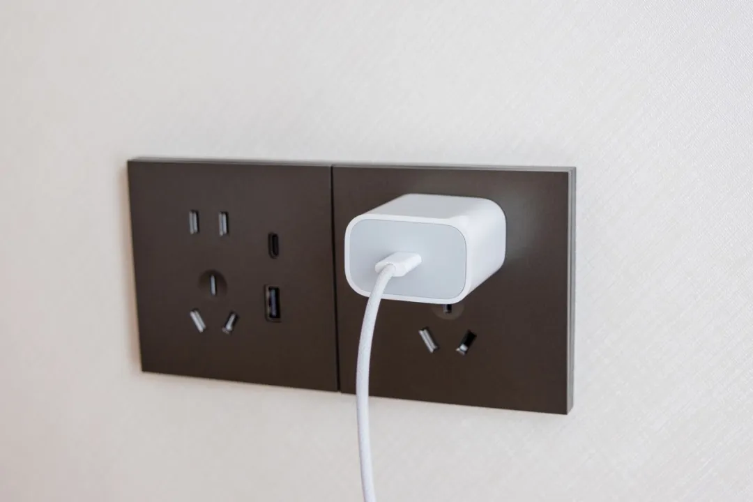 严重影响手机寿命！错误的充电方法，警惕！