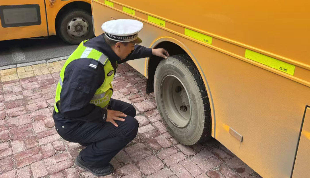 培树新风尚 文明月月行｜舒兰：校车安全再加码