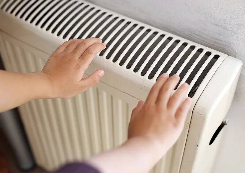 暖气要&ldquo;放水&rdquo;才会热？这样做就错了！（附正确方法）