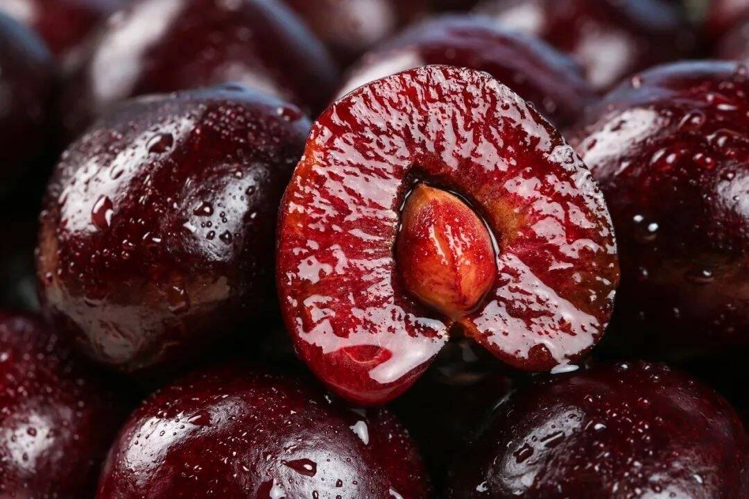 为什么车厘子历经一个月到中国还不坏？买回家没几天就坏了？