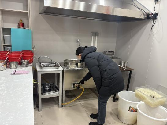 舒兰市中兴社区开展节前隐患排查为安全&ldquo;加码&rdquo;