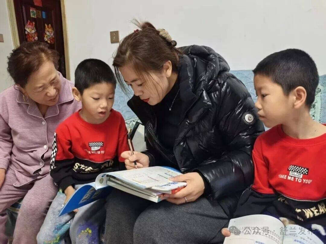 舒兰市教育局开展&ldquo;解题暖心大走访&rdquo;行动