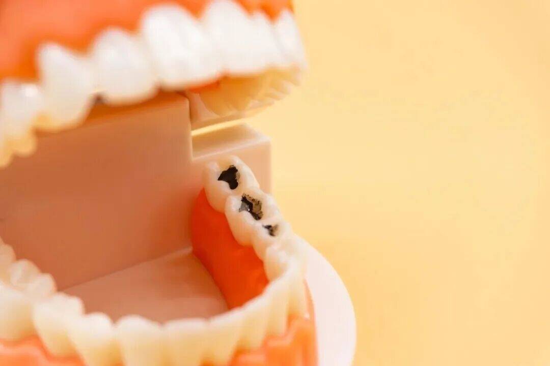 这个身上最硬的地方，一旦受伤，无法自愈！越早重视越省钱！