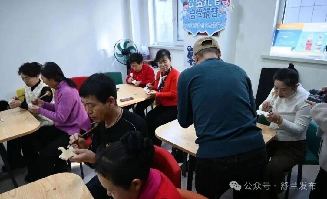 2026新春走基层丨舒兰：非遗木雕进社区