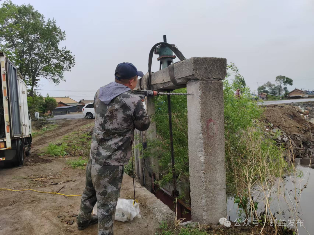 舒兰市七里乡：闸门换新 民心升温