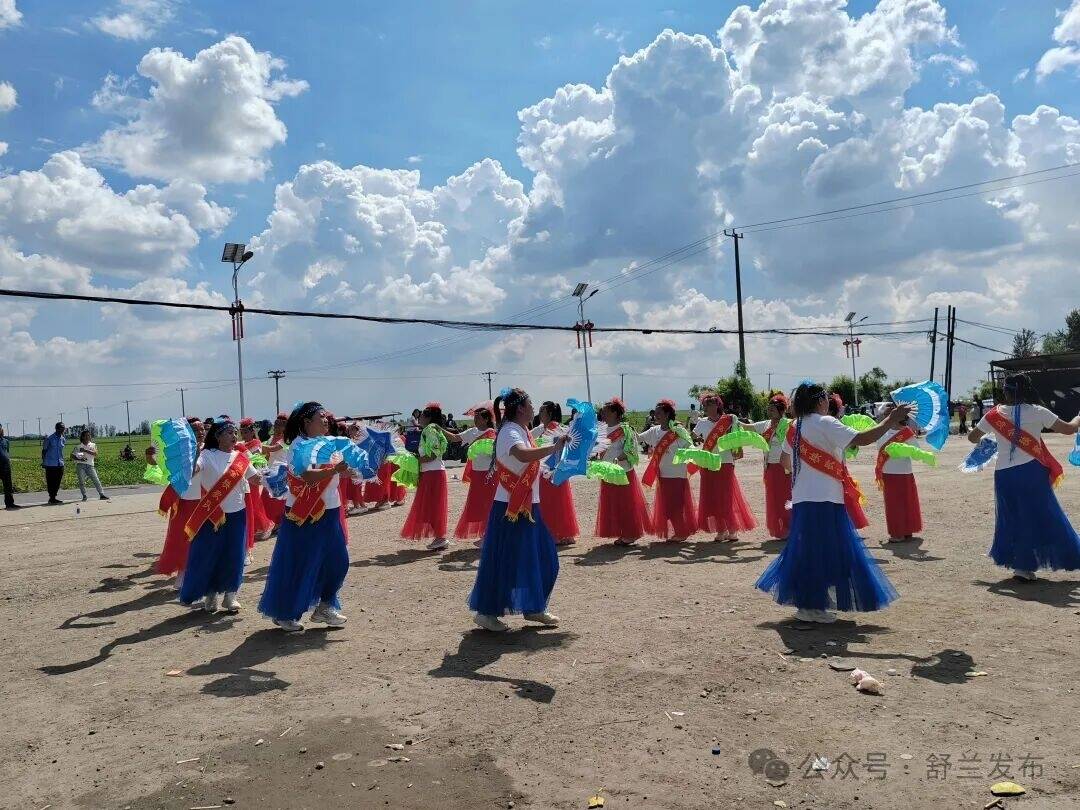 舒兰市乌金村：扭秧歌 庆&ldquo;七一&rdquo;