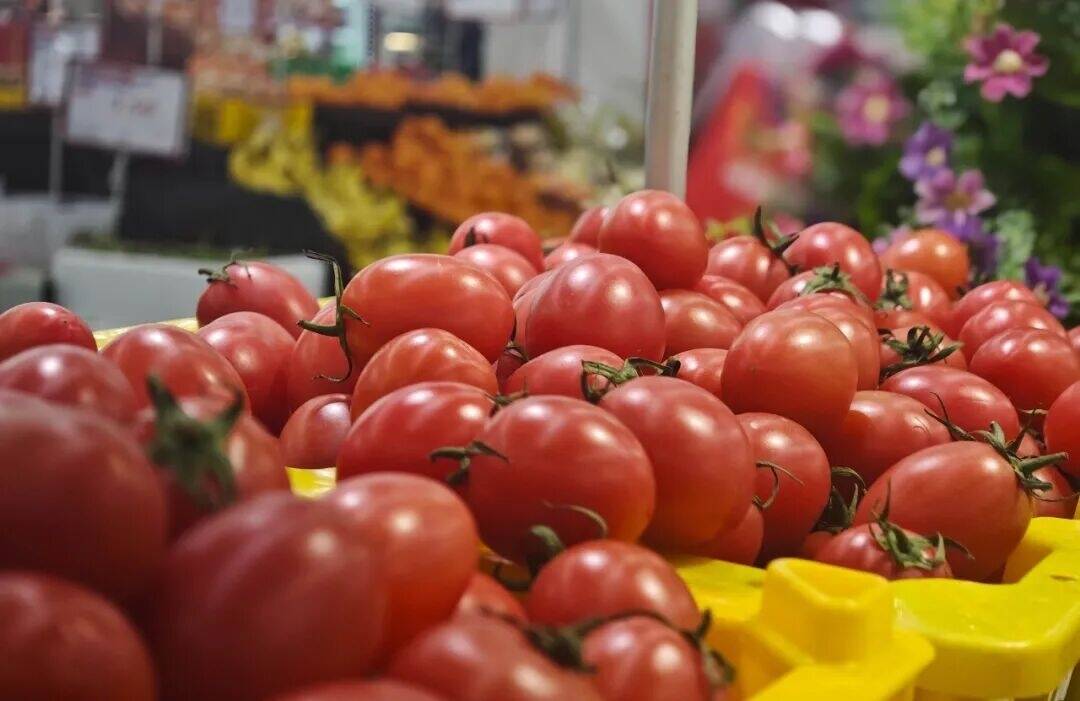 每天吃一个西红柿，身体会发生什么？研究发现：这些食物自带&ldquo;降压&rdquo;属性