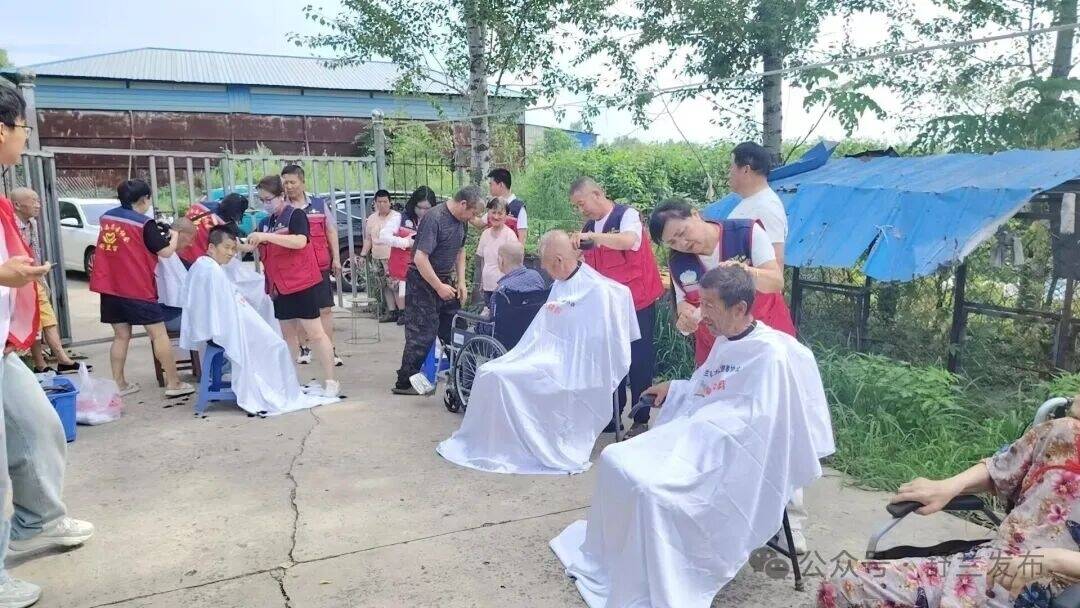 舒兰市南城街道：爱心义剪托起幸福&ldquo;夕阳红&rdquo;